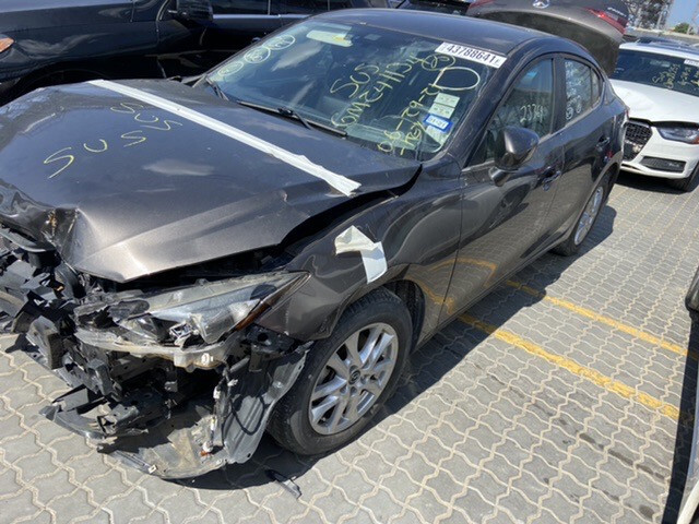 Левое переднее крыло Mazda 3 BM 2016 г.  2.0 л дизель Буча