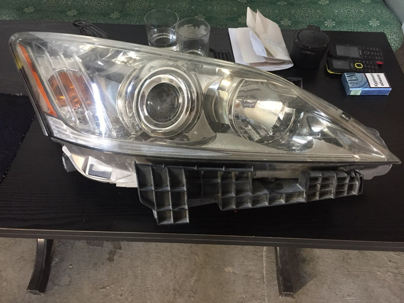 Фара ліва Lexus ES 2011 р.  3.5 л бензин Луцьк