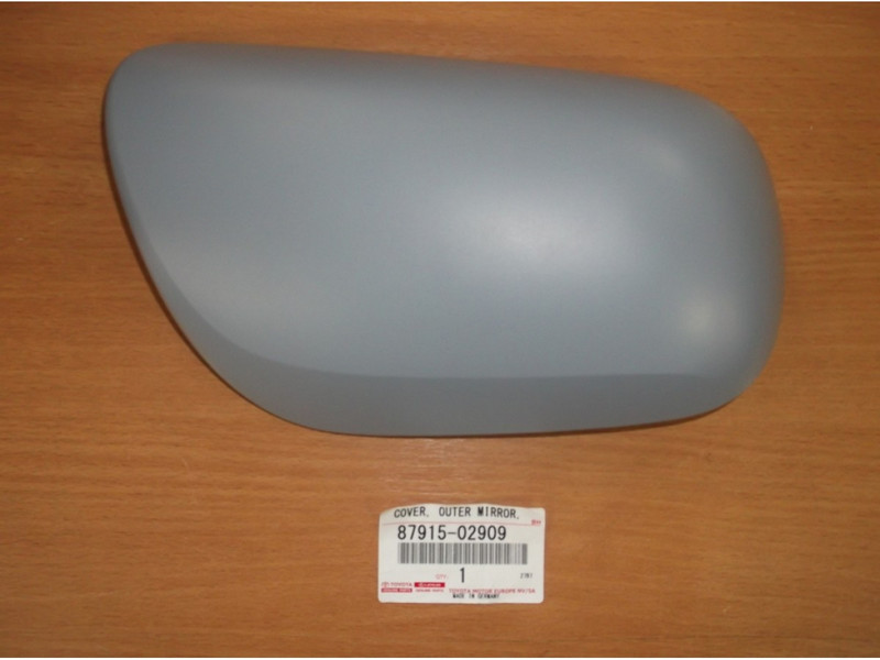 Накладка зеркала заднего вида правый Toyota Auris  2008 хетчбек 1.6 Бензин 