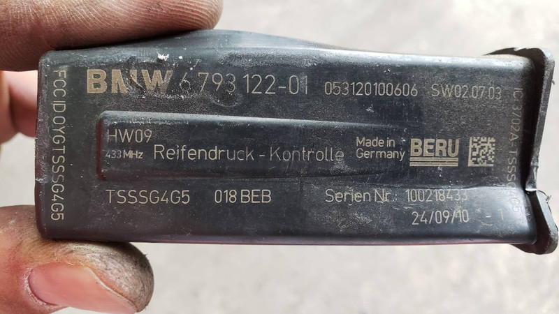 Датчик в колёсах (приёмник tpms) BMW Z4  2011 3.0 Бензин Киев