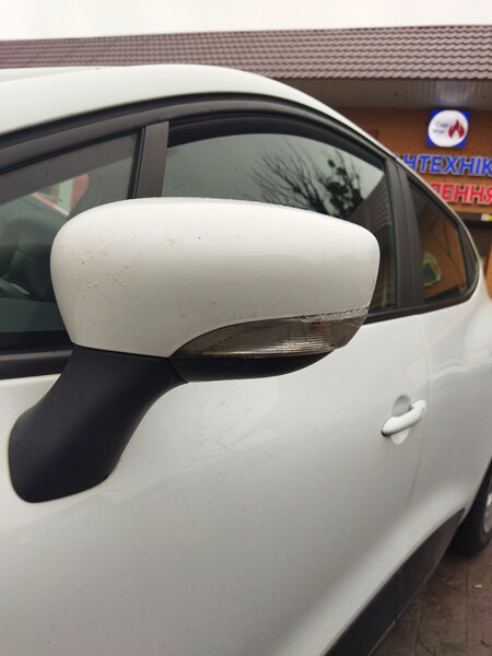 Повторитель поворота в зеркале Renault Clio  2015 хэтчбек 1.5 Дизель Луцк