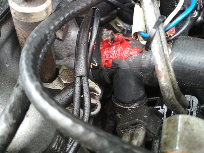 Трійник системи охолодження Volkswagen Passat B5  1997 універсал 1.9 Дизель Олександрія