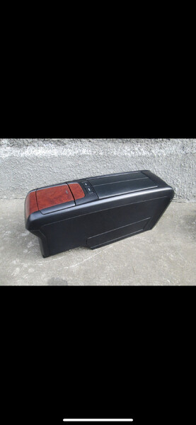 Центральна консоль з підлокітником Lexus RX 330 2005 3.3 Бензин Київ