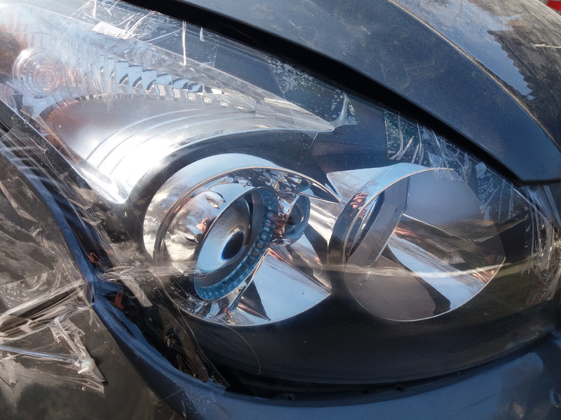Фара передняя Hyundai i30 хэтчбек 2010 г.  1.6 л бензин Киев