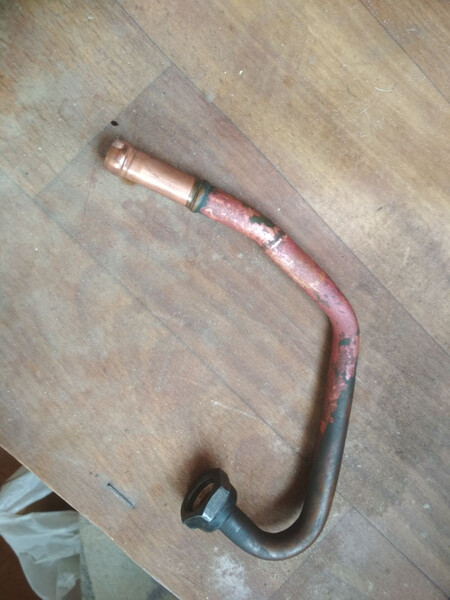 Верхняя трубка охлаждения акпп на радиатор Hyundai Tucson  2008 2.0 Дизель 