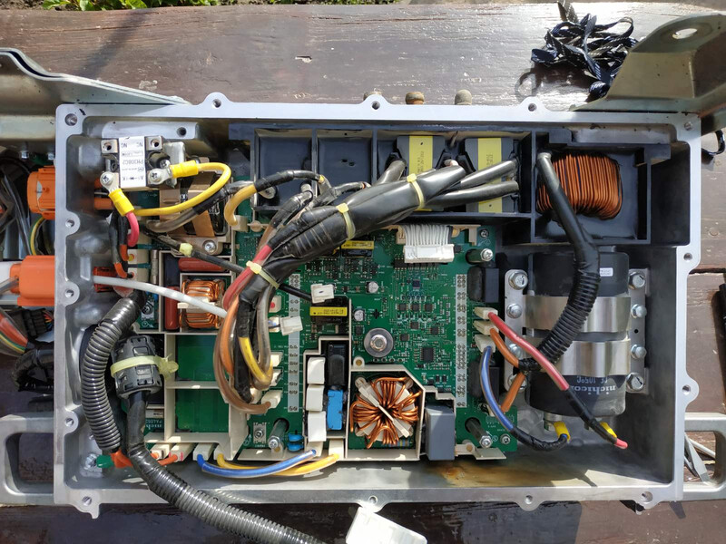 Зарядний модулб pdm Nissan Leaf  2012  Электро 