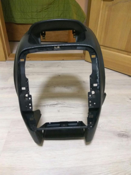 Центральная консоль Mitsubishi Carisma хэтчбек 2002 г.  1.6 л бензин Киев