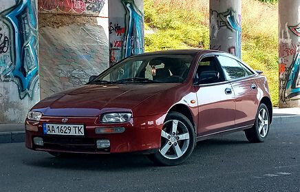 Бампер передний в сборе Mazda 323 хэтчбек 1996 г.  1.5 л бензин