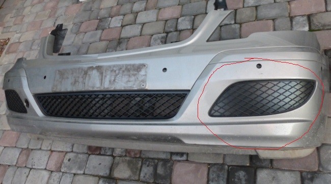 Омиватель фары , и решотка в бампер Mercedes-Benz Viano  2011 2.2 Дизель Акимовка