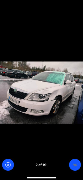 Фара передняя левая Skoda Octavia A5 универсал 2010 г.  2.0 л дизель Ровно