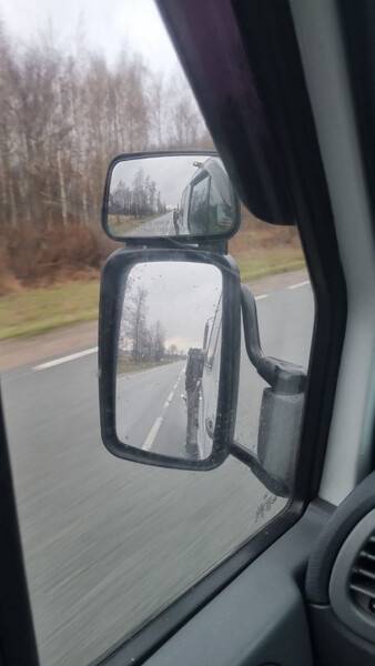 Верхня сфера дзеркала Mercedes Sprinter 2004 г.  2.2 л дизель Ровно
