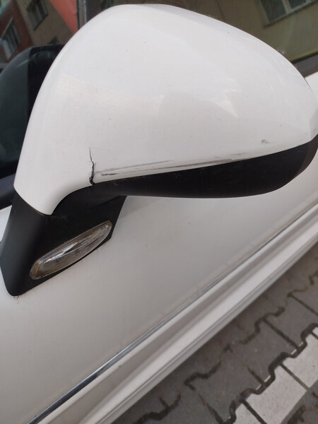 Дзеркало ліве Peugeot 207  2011 
