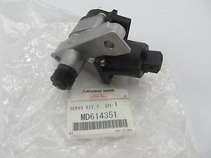 Датчик расхода воздуха MD614351   Hyundai Lantra, Mitsubishi Colt, Mitsubishi Eclipse, Mitsubishi Galant, Mitsubishi Lancer