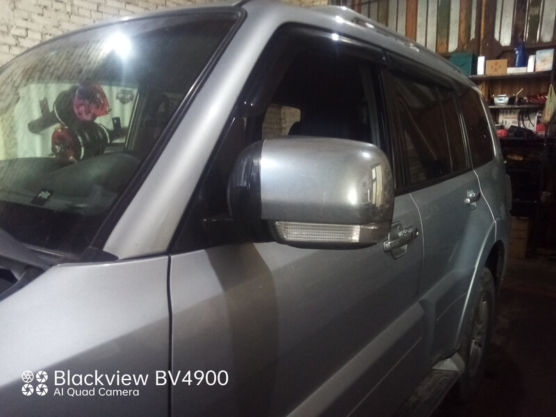Зеркало боковое Mitsubishi Pajero Wagon  2008 3.0 Бензин Бровары