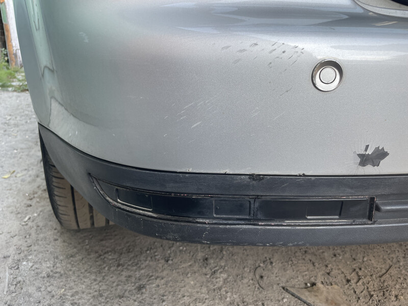 Катафот заднего бампера Volkswagen Touran  2008 хэтчбек 1.6 Бензин Винница