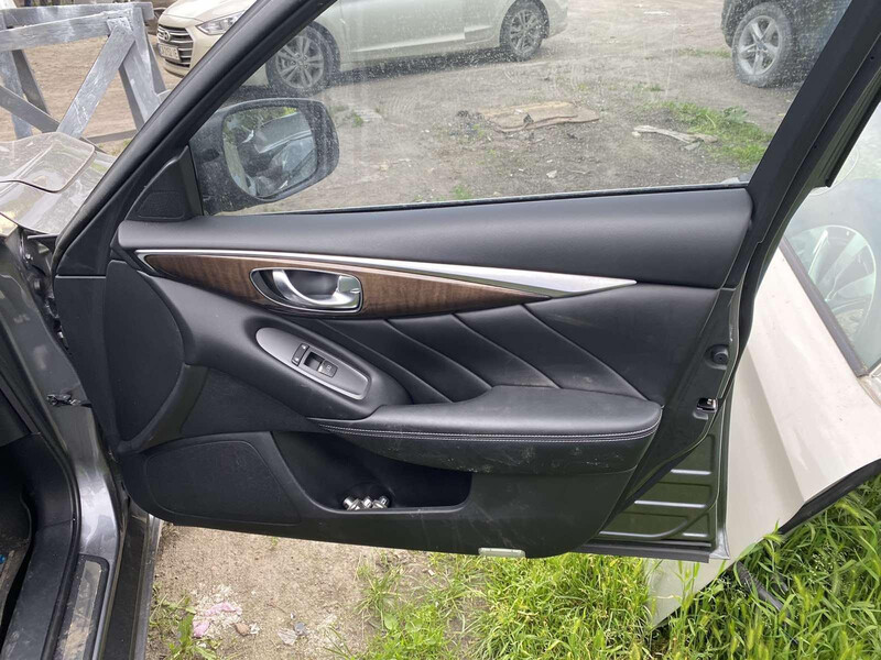 Вставка под дерево в карту (левая водительская) Infiniti Q50  2016 3.0 Бензин Киев