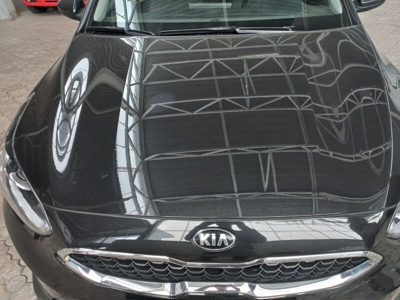 Решетка радиатора Kia Cee`d хэтчбек 2019 г.  1.6 л бензин Каменское
