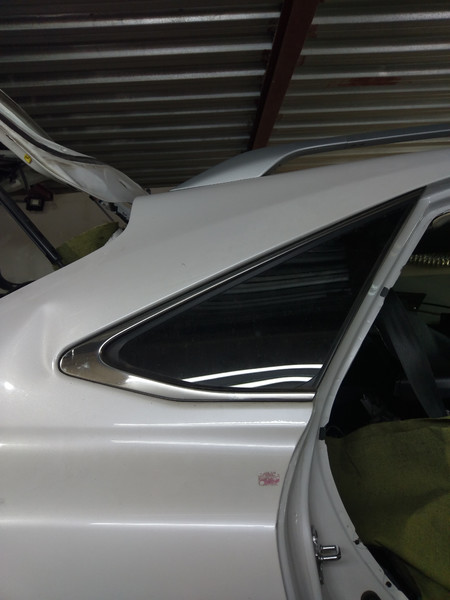 Стекло в правое заднее крыло Lexus RX 350 2015 3.5 Бензин 