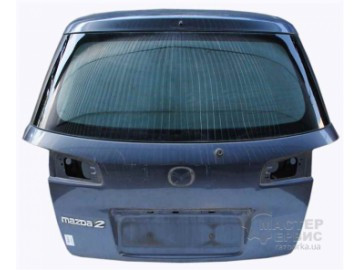 Стекло крышки багажника Mazda 2  2005 хэтчбек 1.4 Дизель Одесса