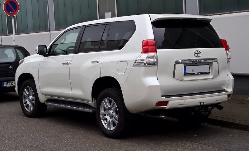 Фонарь левый Toyota Land Cruiser 200 2011 г.  4.5 л бензин Киев