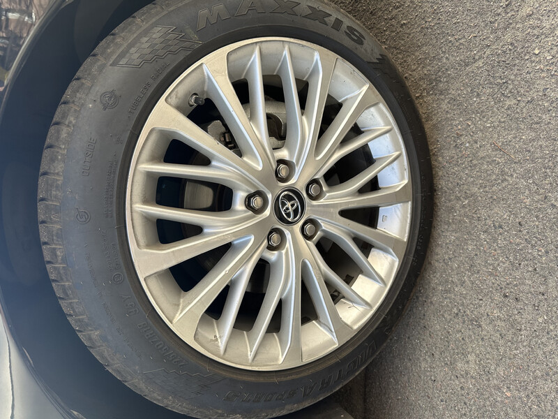 Диски колесные r18 Toyota Camry 70  2019 2.5 Гибрид 