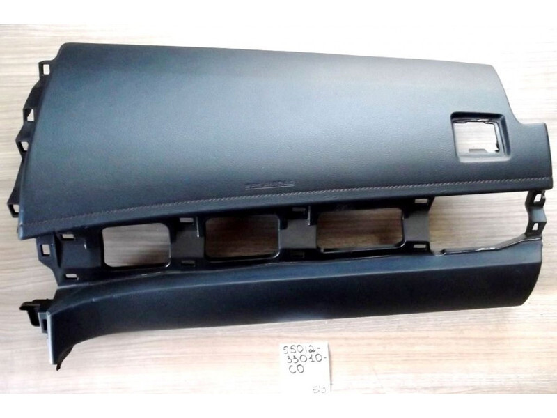 Оригинальная крышка торпеды пассажирская airbag правая Toyota Camry  2014 2.5 Бензин 