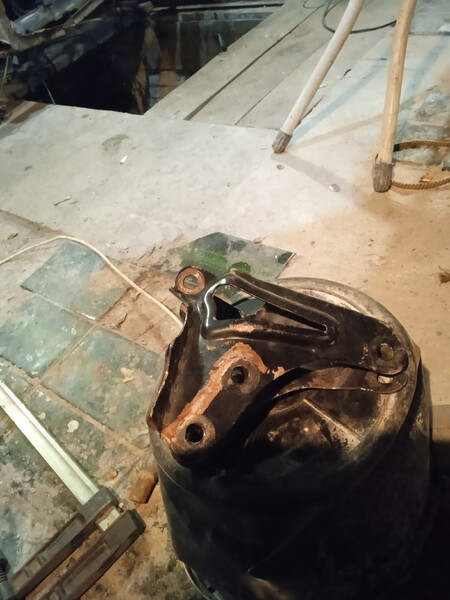 Кронштейн двигателя задний Honda Civic 7  2004 16.0 Бензин 