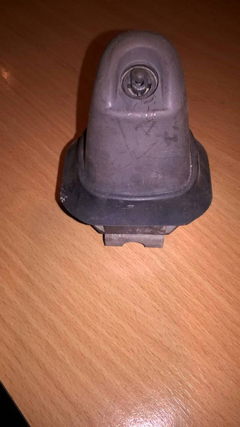 Верхняя часть форсунки омывателя фары 86640fc021 Subaru Forester SG  2003 универсал 2.0 Бензин Луцк