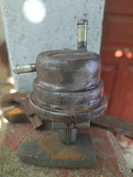 Бензонасос Mazda 323 1980 г.  1.4 л бензин