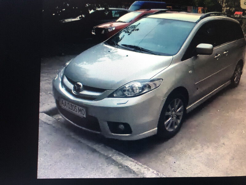 Решетка бампера нижняя Mazda 5  2007 универсал 2.0 Бензин Киев