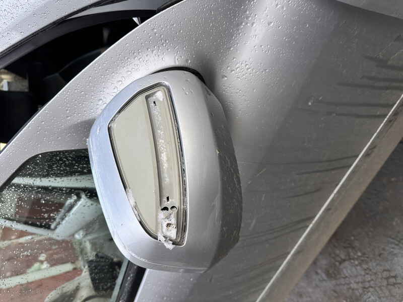 Правий поворотнік на дзеркало Mercedes-Benz M-Class W164  2009 2.2 Дизель Ивано-Франковск