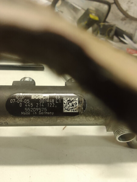 Топливная рейка Opel Vectra  2008 универсал 1.9 Дизель Днепр