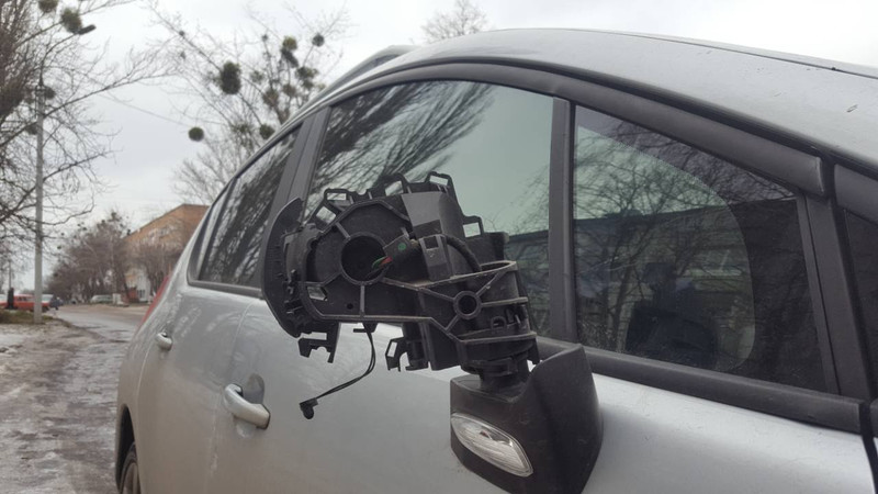 Зеркало правое Peugeot 2008  2012 хэтчбек 1.6 Дизель Черкассы