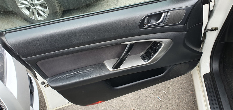 Карта дверей водія Subaru Legacy 4  2007 2.0 Бензин 