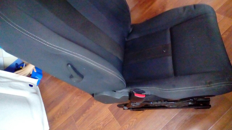 Сідушка водійська Renault Megane 3 универсал 2010 г.  1.5 л дизель Ровно