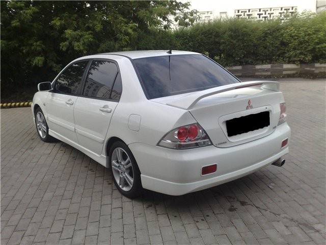 Спойлер Mitsubishi Lancer comfort 2006 1.6 Бензин Северодонецьк