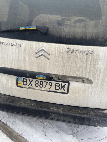 Планка подсветки номера Citroen Berlingo  2009 1.9 Дизель Хмельницький