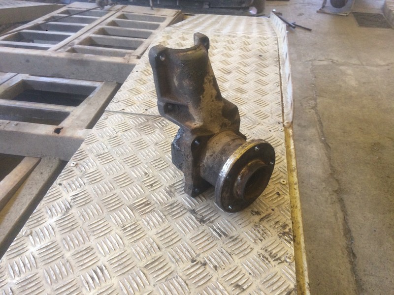 Передня маточина ліва Fiat Ducato  1994 2.5 Дизель 