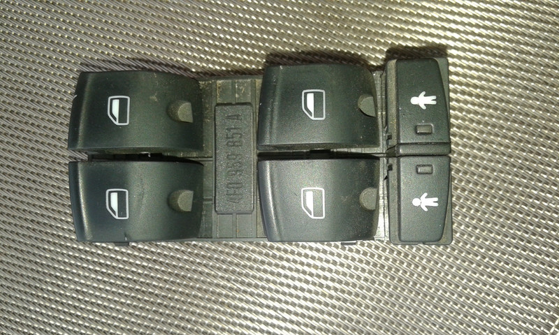 Кнопки стеклоподъемников Audi Q7  2007 3.6 Бензин Полтава