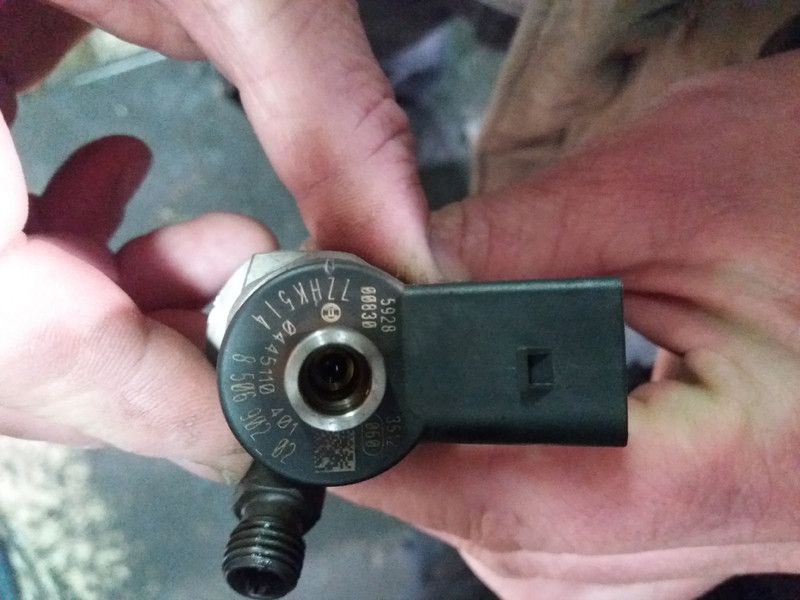 Форсунка MINI Cooper D купе 2010 г.  1.6 л дизель Луцк