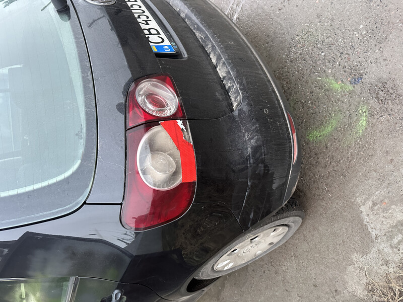 Задний левый фонарь в крило Volkswagen Golf Plus  2005 хэтчбек 1.4 Бензин Киев