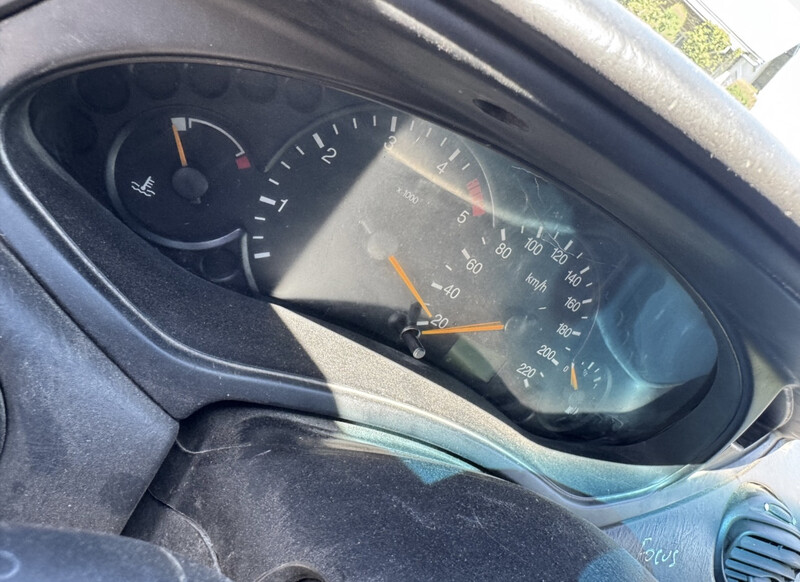 Панель приборов Ford Focus  2003 универсал 1.8 Дизель 