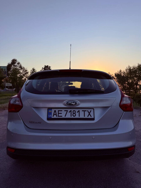 Бампер задний Ford Focus 3  2013 хэтчбек 1.6 Дизель Днепр