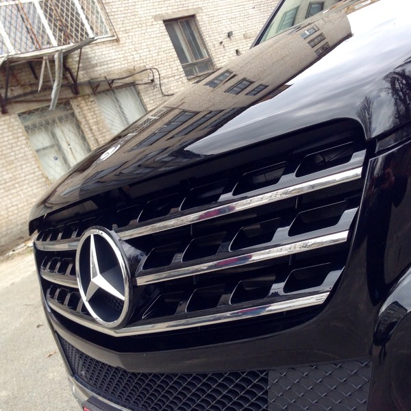 Решетка радиатора 16688009859040   Mercedes M-Class