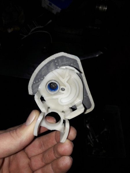 Фильтр топлива в баке Subaru Forester  2013 2.0 Бензин Запорожье