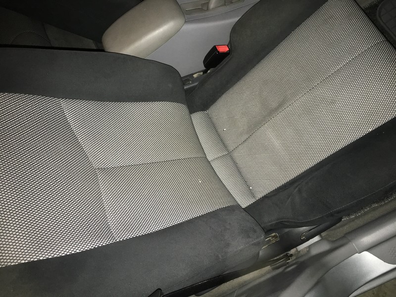 Переднее сиденье левое правое Mazda 323  2003 1.6 Бензин Днепропетровск