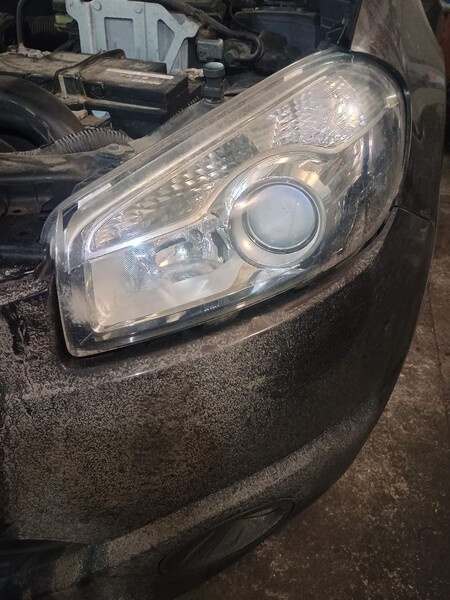 Фара передняя Nissan Qashqai  2013 1.5 Дизель Дубно