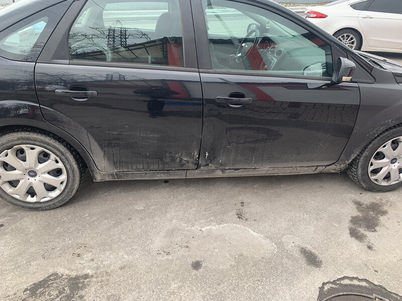 Двери передние и задние Ford Focus  2011 2.0 Бензин 