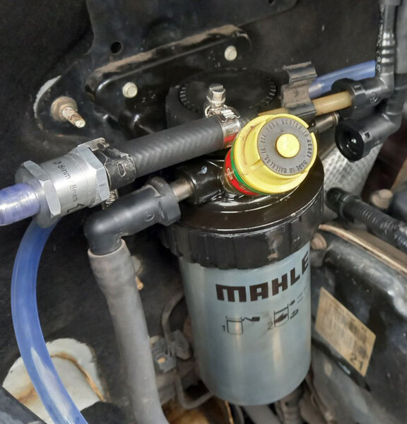 Корпус топливного фильтра Ford Transit  2003 2.0 Дизель Ужгород