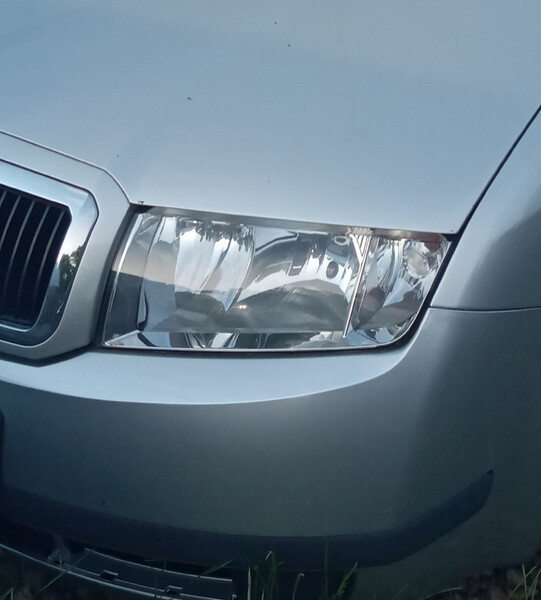 Фара правая Skoda Fabia универсал 2003 г.  1.2 л бензин Винница